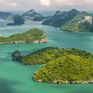 Review author avatar