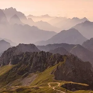 Review author avatar